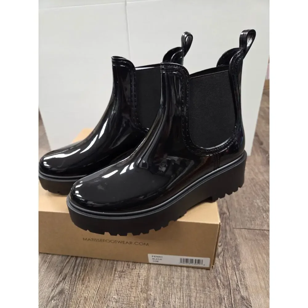 Matisse Beach Penny Bootie Size 9 Solid Black Rain Winter Boots Lug Pull On 10M - Picture 1 of 4